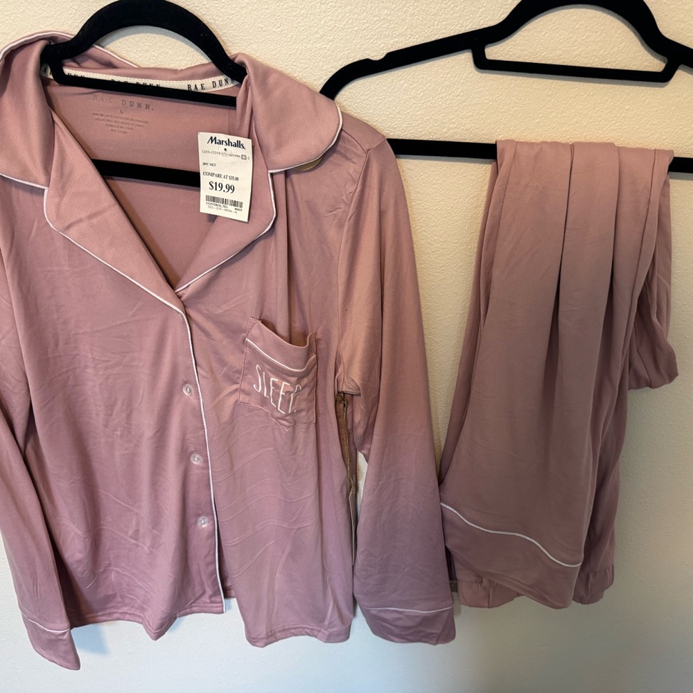 Blush Pink Women's Sleepwear Set brand new with tags Rae and Dunn set